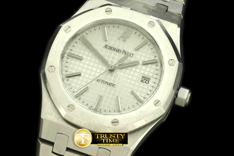 AP0183A – Royal Oak Jumbo Auto SS/SS White Swiss Eta 2824-2
