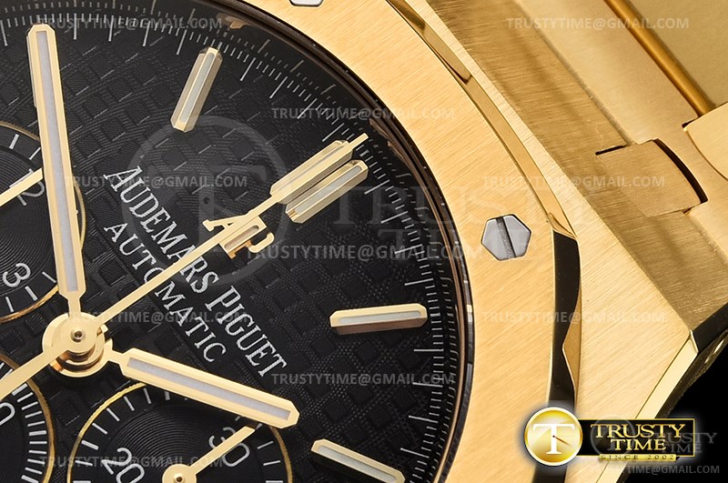 AP0605D – Royal Oak Chronograph 26331ST YG/YG Black OMF A7750