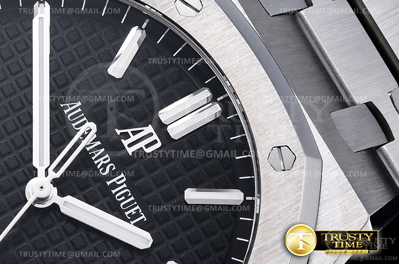 AP0615B – Royal Oak 41mm 15500 Basel 2019 SS/SS Black ZF MY9015