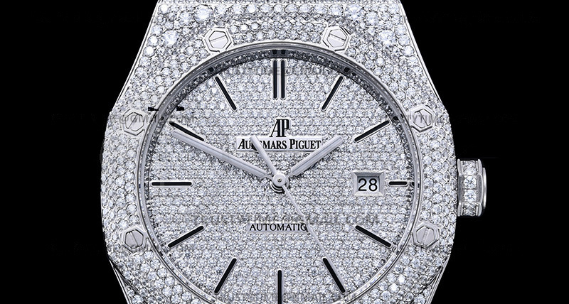 AP0651B – Royal Oak 41mm 15400 Diam SS/SS Diam/Stk MY9015