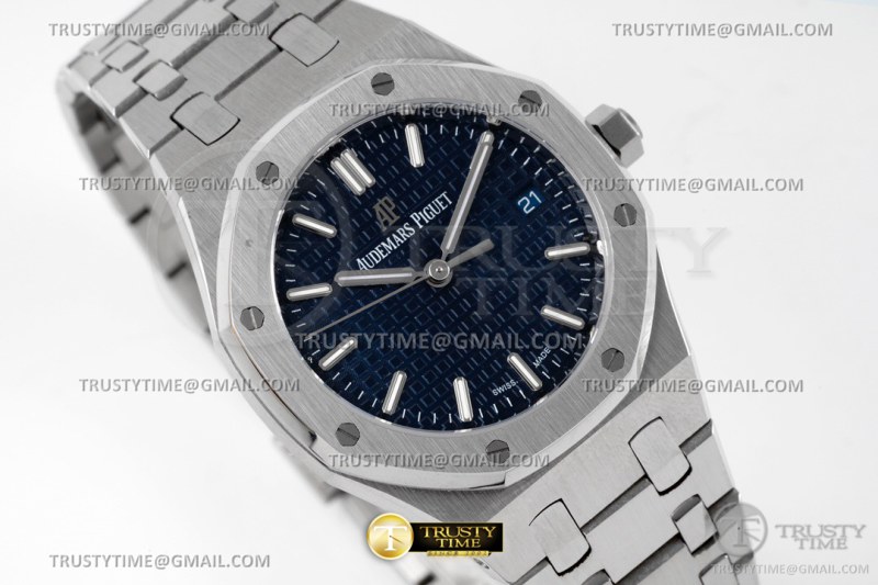 AP0663A – Royal Oak 34mm SS/SS Blue 8F A5800