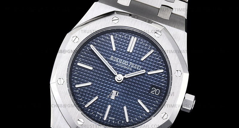 AP0785A – Royal Oak Jumbo Extra Thin 16202 SS/SS Blue ZF A7121
