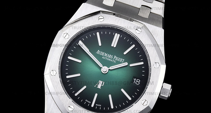 AP0785B – Royal Oak Jumbo Extra Thin 16202 SS/SS G-Grn ZF A7121