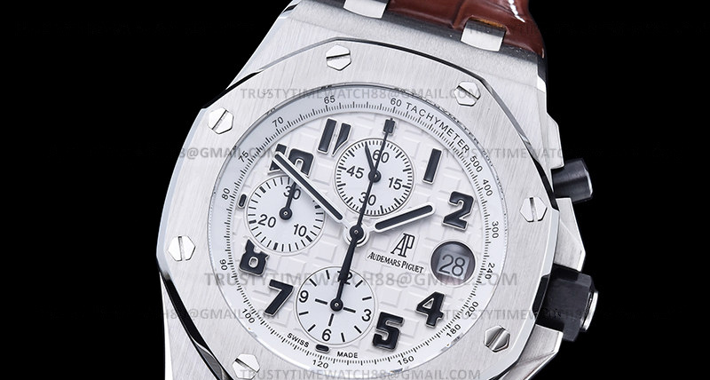 AP0829A – AP ROO Chronograph SS/LE Wht/Num APF 7750 Mod