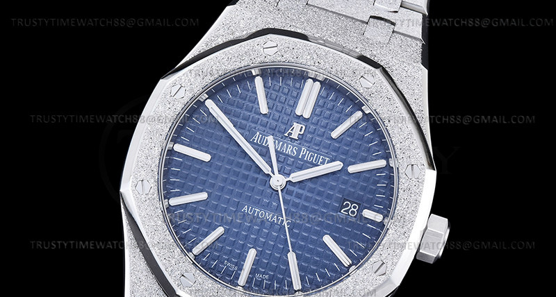AP0843 – Royal Oak 15410 Frosted SS/SS Blue ZF A3120