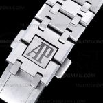 AP0856B – Royal Oak Ladies 67651ST Dia SS/SS Blue/Stk ZF Sw Qtz