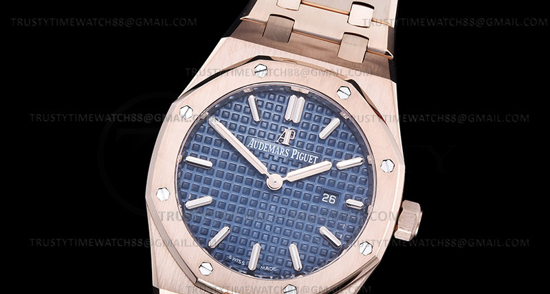 AP0857B – Royal Oak Ladies 67650OR RG/RG Blue/Stk ZF Sw Qtz