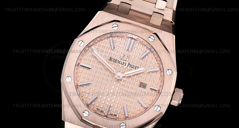 AP0857D – Royal Oak Ladies 67650OR RG/RG RG/Stk ZF Sw Qtz