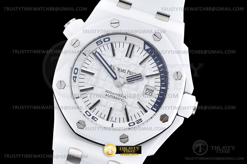 AP0907C – Royal Oak Diver 15707 Wht CER/RU Wht APSF A3120