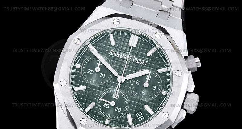 AP0918C – Royal Oak Chrono 26240 V2 SS/SS Grn/Stk APSF SH4401-FS
