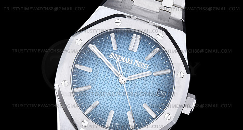 AP0930 – Royal Oak 41mm 15510 SS/SS Smoked Ice Blue ZF A4302