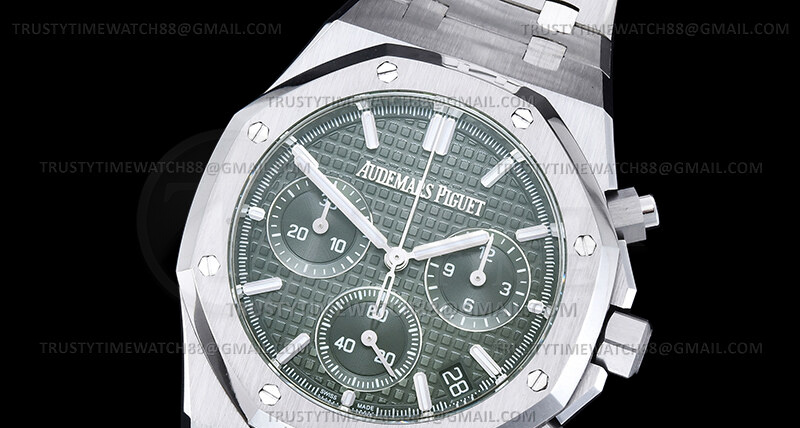 AP0934C – Royal Oak Chrono 26240 SS/SS Grn/Stk ZF SH4401