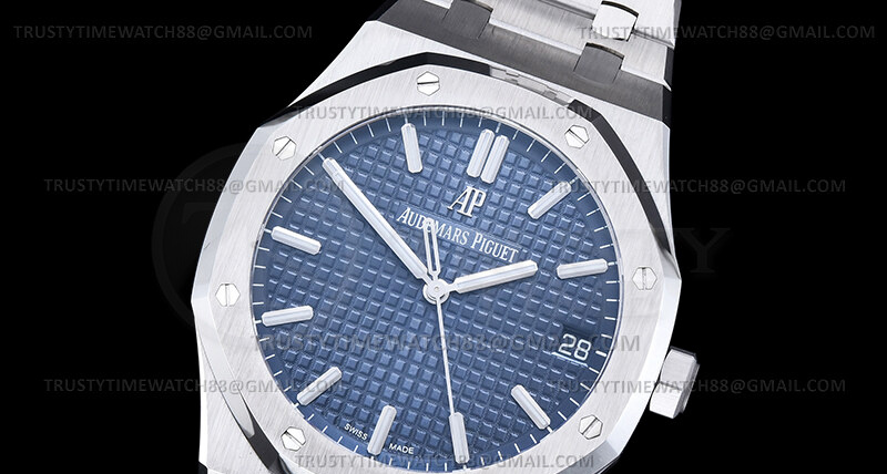 AP0936A – Royal Oak 41mm 15500 SS/SS Blue VSF DD4302
