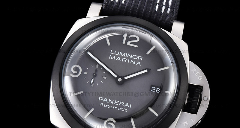 PN1122TLE – PAM1122 Lum. Marina Auto 44mm TI/LE Black TTF P9010