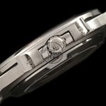 PP0049F – Nautilus Jumbo White Roman Num – Swiss ETA