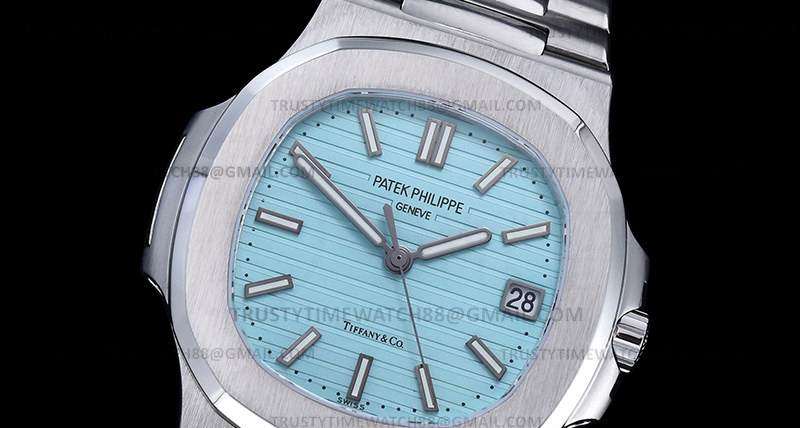 PP0490 – Nautilus Jumbo 5711 SS/SS Blue Tiff/Stk BPF MY9015 Mod